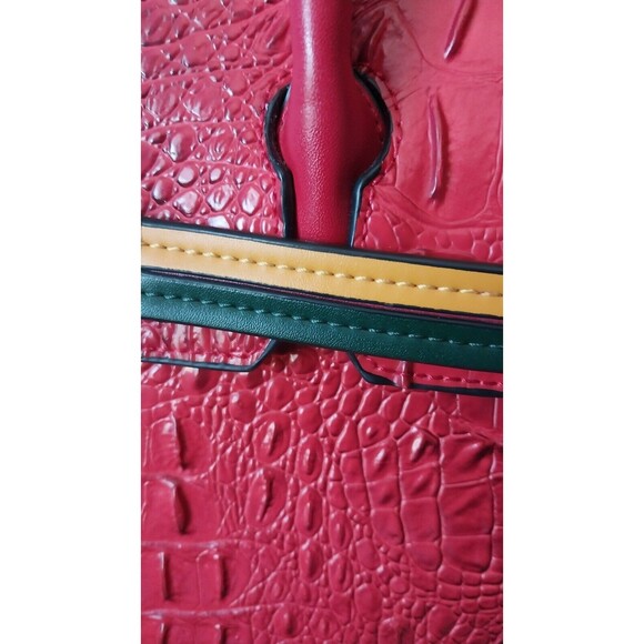 Faux Ostrich Handbag Shoulder bag Mezon Red w/ Snakeskin Accents - Picture 4 of 11